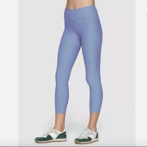 Outdoor Voices Periwinkle Cropped Leggings Size Medium - Picture 1 of 9